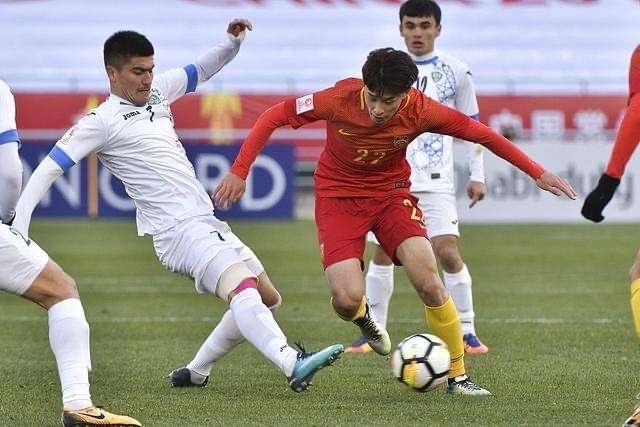 关于塔什干火车头球员讨论下一步计划的信息