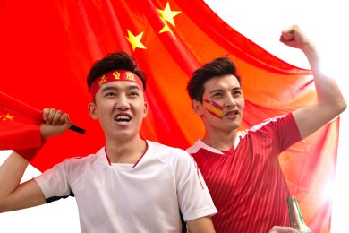 诺维奇在主场取得胜利，全队庆祝欢呼胜利